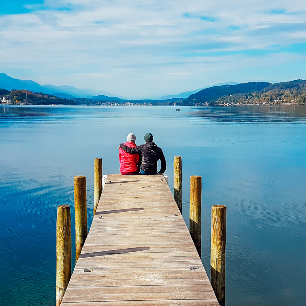 Hintergrundbild Team – Kärnten © stock.adobe.com – Chris